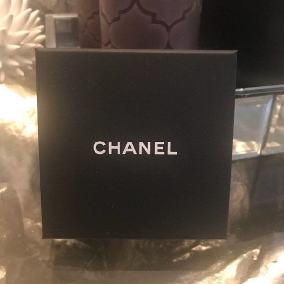 Chanel Crystal Orbit Space Stars Brooch - Picture 4 of 7